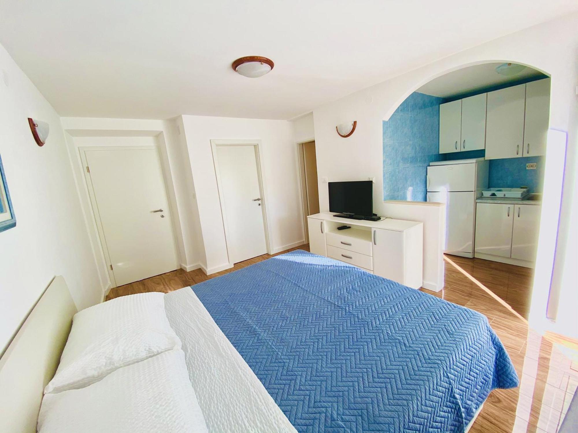 Apartments By The Sea Postira, Brac - 2928 Habitación foto